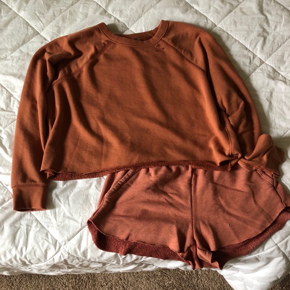 Aerie Lounge Set